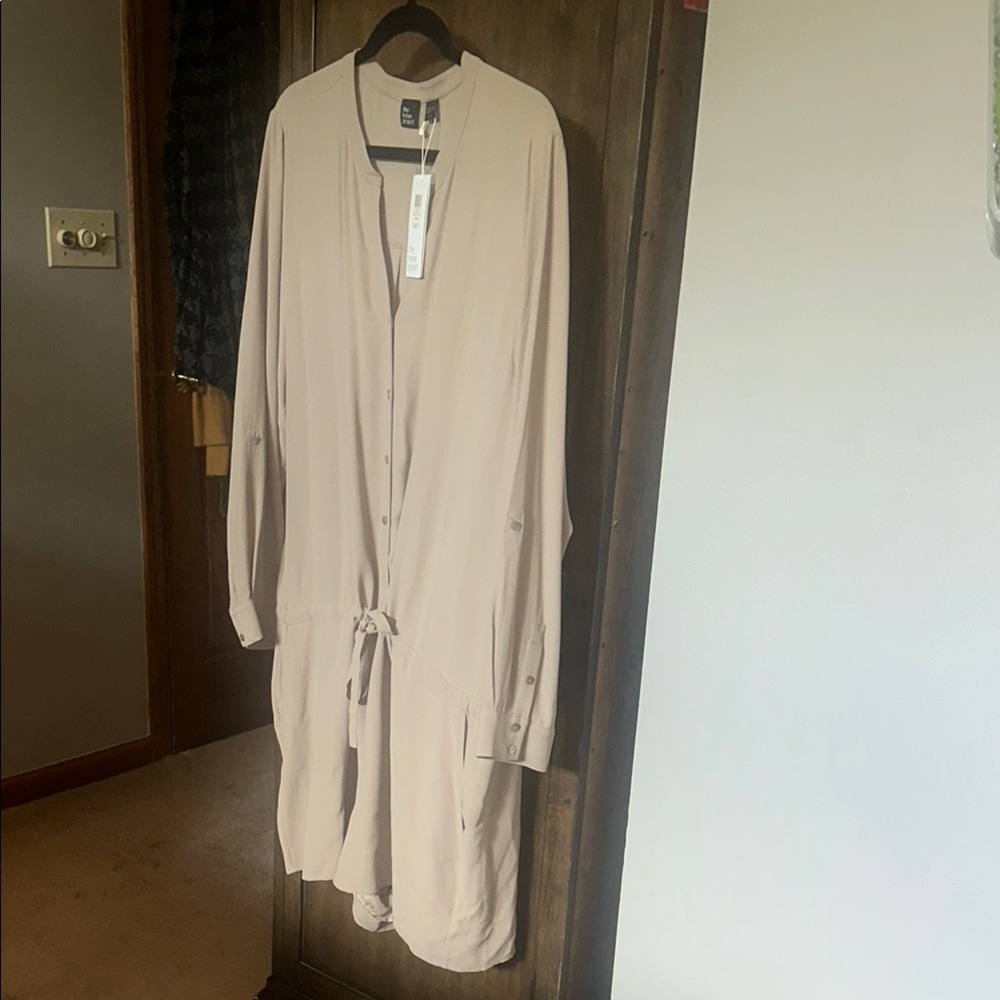 Chic stylish romper/shorts with tie waist